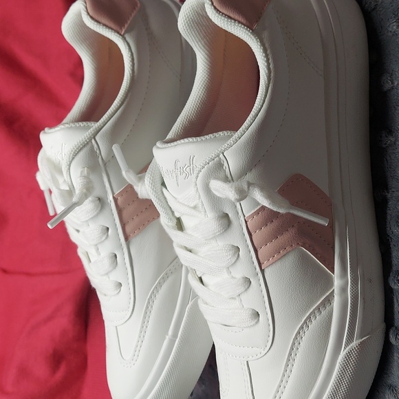 NEW Blowfish sneakers LUSH-B-K sz 5 Color White -Light Blush Romantic time - Picture 6 of 10